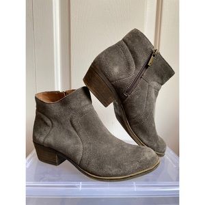 Lucky Brand gray suede bootie. 6.5M